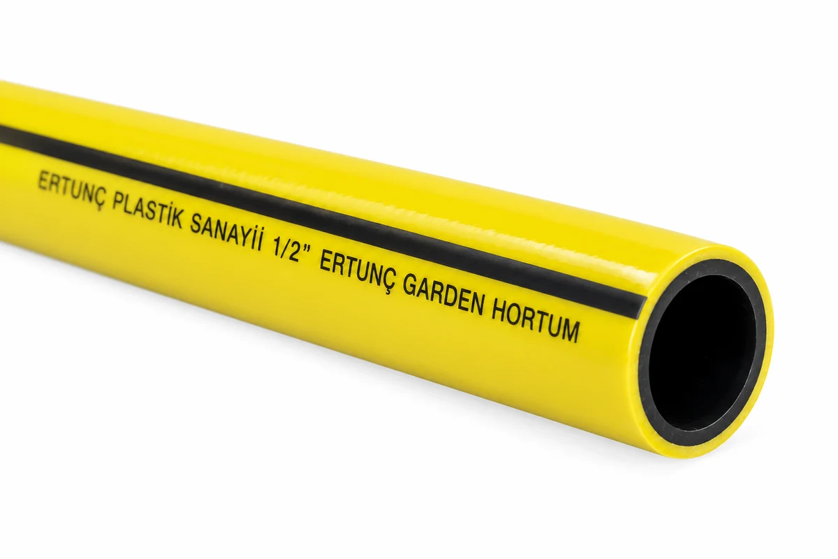 Ertunç Garden Hose — yellow outer surface and black inner liner cut end